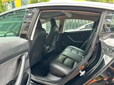 Tesla Model 3 2020, 50000 км, за 8176.99 USD
