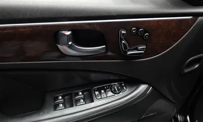 Hyundai Equus 2015, 179290 км, за 4594.98 USD - фото 28