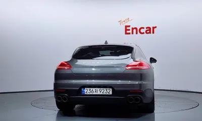Porsche Panamera 2014, 135838 км, за 18314.3 USD