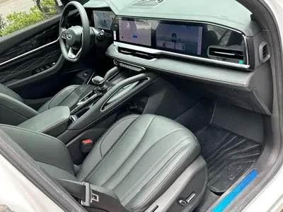 Geely Xingyue L 2024, 15000 км, за 12801.4 USD - фото 11