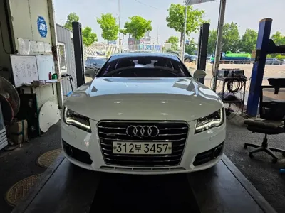 Audi A7 · 2015 год
