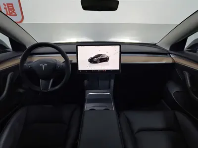 Tesla Model 3 2023, 36800 км, за 21320.95 USD