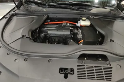 BYD Tang New Energy 2022, 52000 км, за 21601 USD - фото 30