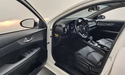 Kia K3 2020, 46920 км, за 8008.4 USD - фото 10