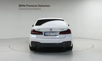 BMW 5-Series 2023, 57725 км, за 27035.84 USD