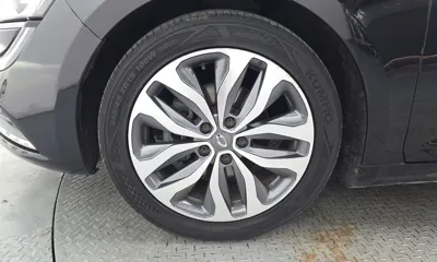 Renault-KoreaSamsung SM6 2016, 106598 км, за 3575.37 USD