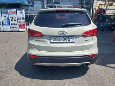 Hyundai Santafe 2013, 146565 км, за 5552.62 USD