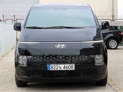 Hyundai Staria · 2025 год