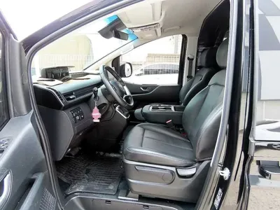 Hyundai Staria 2025, 50605 км, за 17516.44 USD