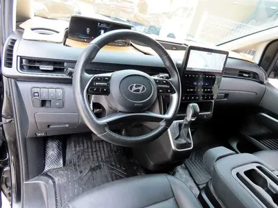 Hyundai Staria 2025, 50605 км, за 17499.36 USD - фото 7