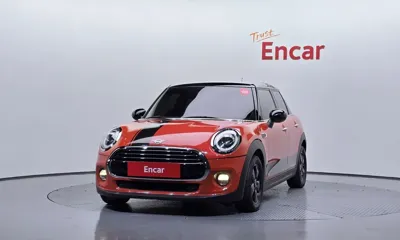 MINI Cooper 2019, 88784 км, за 7296.42 USD