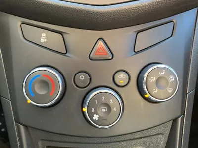 ChevroletGMDaewoo Trax 2014, 142600 км, за 2214.98 USD - фото 15