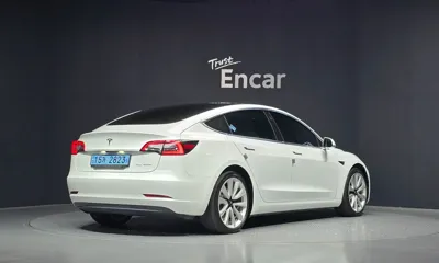 Tesla Model 3 2020, 186969 км, за 15622.95 USD