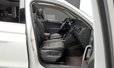 Volkswagen Tiguan 2021, 80208 км, за 19337.73 USD - фото 11