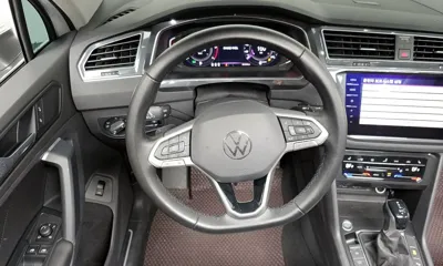 Volkswagen Tiguan 2021, 80208 км, за 19337.73 USD - фото 13