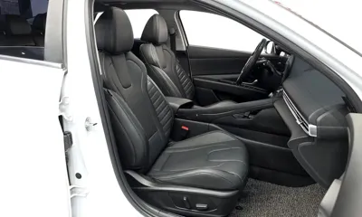Hyundai Avante 2024, 51704 км, за 12552.89 USD - фото 10