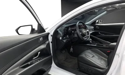 Hyundai Avante 2024, 51704 км, за 12552.89 USD - фото 11