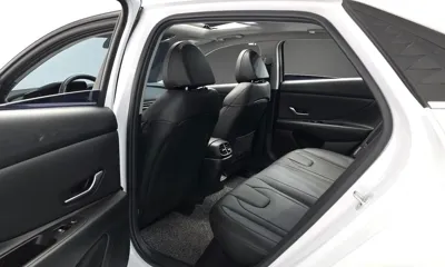 Hyundai Avante 2024, 51704 км, за 12552.89 USD - фото 12