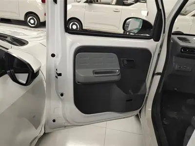 Wuling Zhiguang EV 2026, 100 км, за 8118.43 USD - фото 7