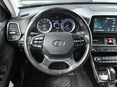 Hyundai Grandeur 2017, 97063 км, за 9641.7 USD - фото 13