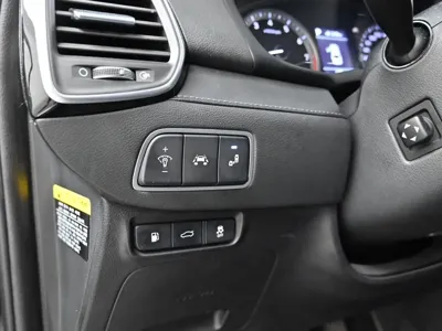 Hyundai Grandeur 2017, 97063 км, за 9641.7 USD - фото 17