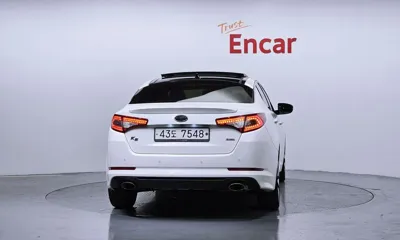 Kia K5 2013, 137435 км, за 4263 USD