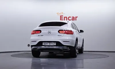 Mercedes-Benz GLC-Class 2019, 73021 км, за 19298.94 USD