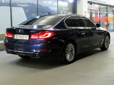 BMW 5-Series 2020, 93000 км, за 16345.02 USD
