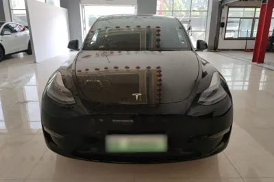 Tesla Model Y 2021, 47200 км, за 24731 USD