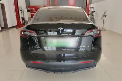 Tesla Model Y 2021, 47200 км, за 24731 USD