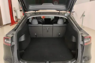 Tesla Model Y 2021, 47200 км, за 24731 USD - фото 22