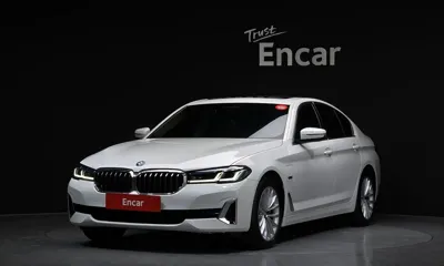 BMW 5-Series · 2022 год