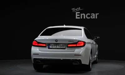 BMW 5-Series 2022, 80229 км, за 23565.71 USD - фото 4