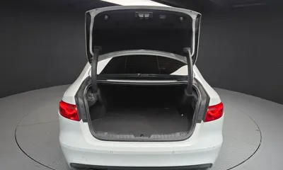 Jaguar XF 2016, 152158 км, за 3275.57 USD - фото 20