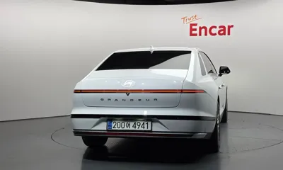 Hyundai Grandeur 2023, 73865 км, за 16856.17 USD
