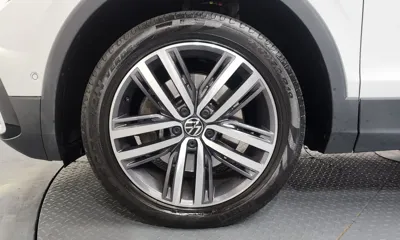 Volkswagen Tiguan 2022, 46761 км, за 17839.44 USD