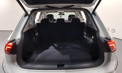 Volkswagen Tiguan 2022, 46761 км, за 17839.44 USD - фото 20