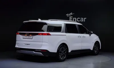 Kia Canival 2023, 90568 км, за 15698.89 USD