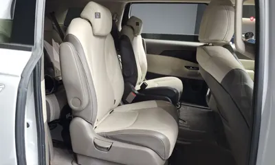 Kia Canival 2023, 90568 км, за 15698.89 USD - фото 12