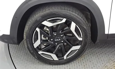 Kia Seltos 2025, 18046 км, за 21174.88 USD