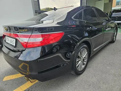Hyundai Grandeur 2016, 196726 км, за 3250.82 USD