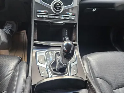 Hyundai Grandeur 2016, 196726 км, за 3250.82 USD - фото 7