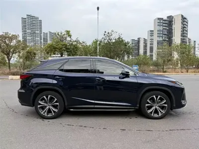 Lexus RX 2022, 60000 км, за 39016.3 USD