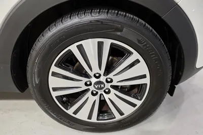 Kia Sportage 2015, 205221 км, за 3282.13 USD