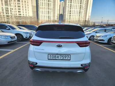 Kia Sportage 2021, 48592 км, за 11246.18 USD
