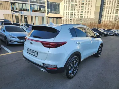 Kia Sportage 2021, 48592 км, за 11246.18 USD - фото 6