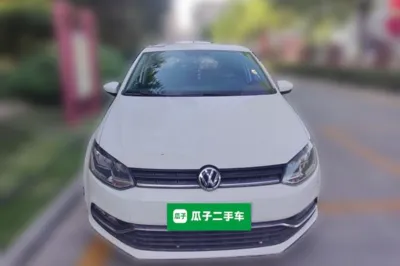 Volkswagen Polo 2016, 34900 км, за 6197 USD