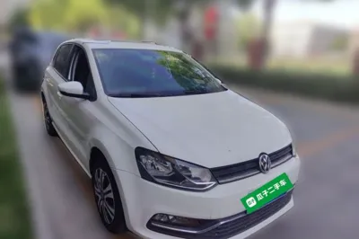 Volkswagen Polo 2016, 34900 км, за 6197 USD