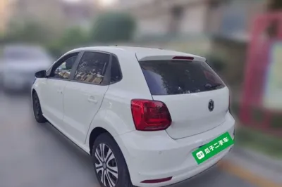 Volkswagen Polo 2016, 34900 км, за 6197 USD