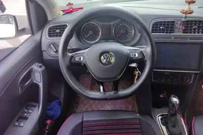 Volkswagen Polo 2016, 34900 км, за 6197 USD - фото 10